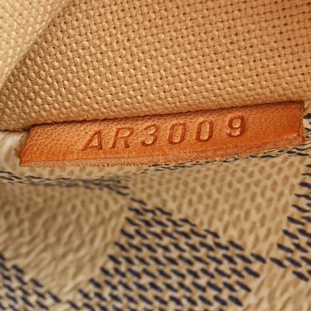 Louis Vuitton Damier Azur Totally PM Tote Bag in Canvas from A Retro Tale, photo 8 of 9