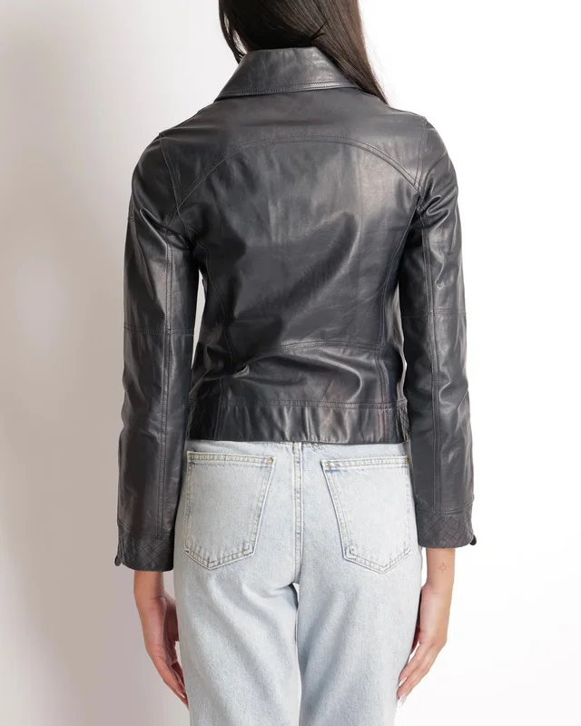 Chanel 12P Navy Calfskin Leather Jacket with Quilted Details and Black CC Logo Buttons Size FR 34 (UK… in Black Calfskin from Sellier, photo 2 of 2