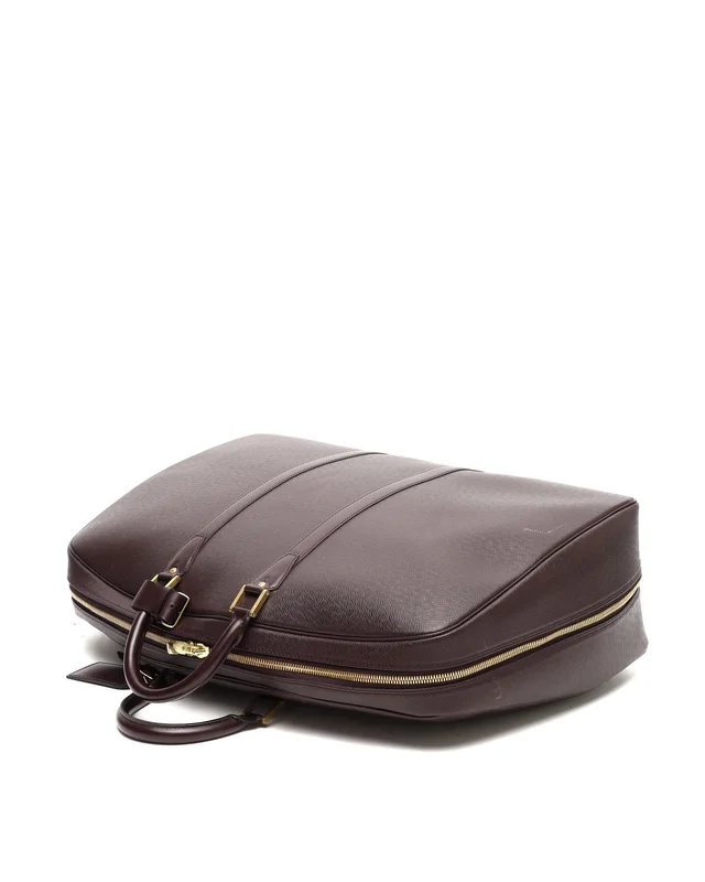 Louis Vuitton Taiga Helanga 1 Poche Travel Bag in Leather from A Retro Tale, photo 4 of 10