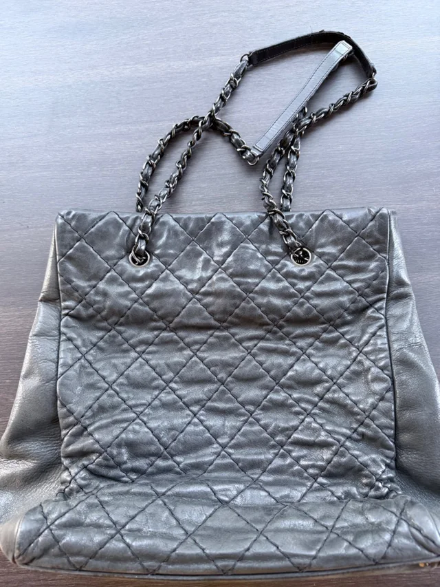 Chanel Wild Stitch Chain Shoulder Bag Coated Canvas Green Cc Authentic Vintage in black Coated canvas from Poshmark, photo 1 of 1