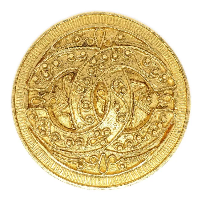 Chanel 1994 CC Filigree Round Brooch from AMORE Vintage Tokyo
