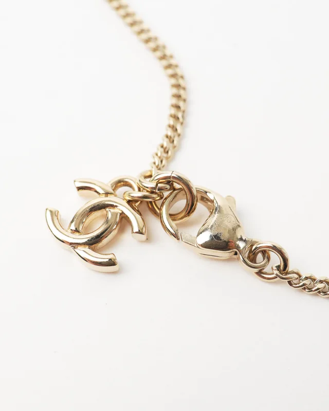 Chanel Flap Bag Pendant Full Set Necklace from A Retro Tale, photo 3 of 5