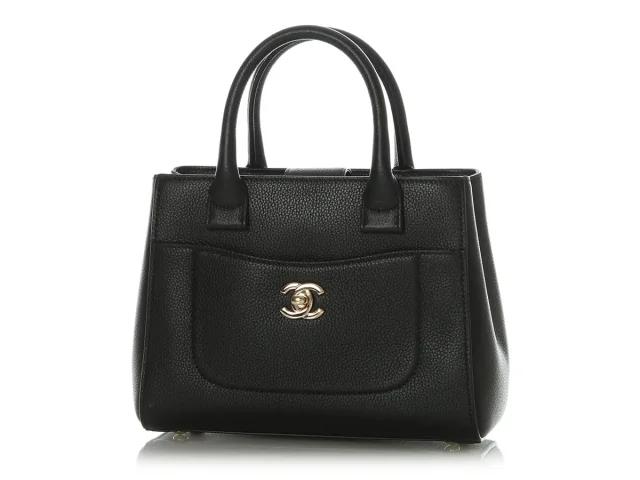 Chanel Small Black Caviar Top Handle Bag in Black Caviar leather from Ann's Fabulous Finds, photo 2 of 9
