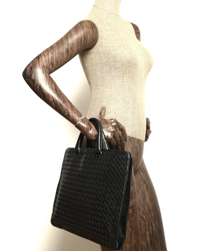 Bottega Veneta Intrecciato Business Bag in Woven leather from A Retro Tale, photo 9 of 9