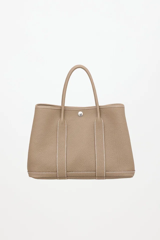 Hermès 2024 Etoupe Negonda Garden Party 30 Bag in Taupe Leather from VSP Consignment