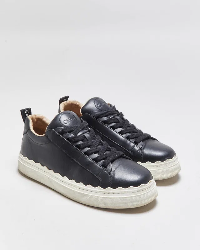 Chloé Women's Black Lauren Calfskin Leather Lace-Up Low Top Trainers - UK5 in Black Calfskin from Rokit Vintage