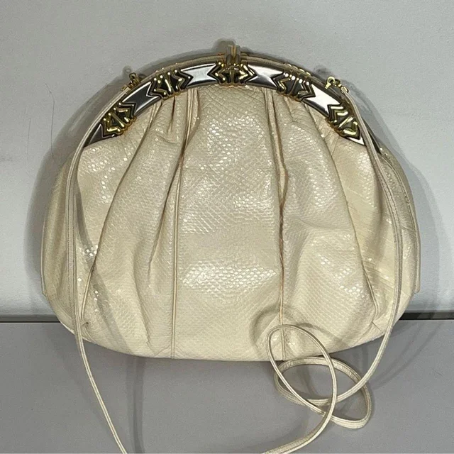 Judith Leiber Women's Bag - Cream in White from Depop, photo 2 of 9
