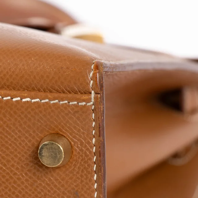 Hermès Kelly 35 Gold Courchevel GHW in Gold Leather from Labellov, photo 11 of 16