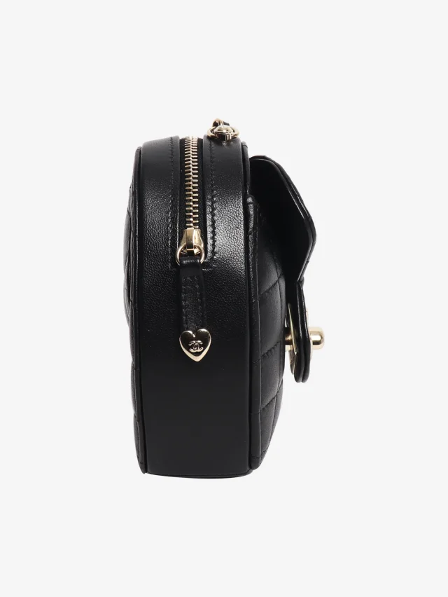 Chanel Black 2021 lambskin heart bag in Black Lambskin from Sign of the Times, photo 5 of 8
