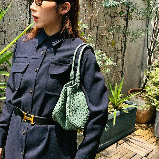 Bottega Veneta Intrecciato Handbag - Green in Green Woven leather from VINTAGE QOO TOKYO