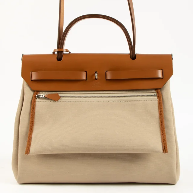 Hermès Herbag Zip 31 Beton/Fauve Toile Officier/Hunter PHW in Canvas from Labellov, photo 4 of 7
