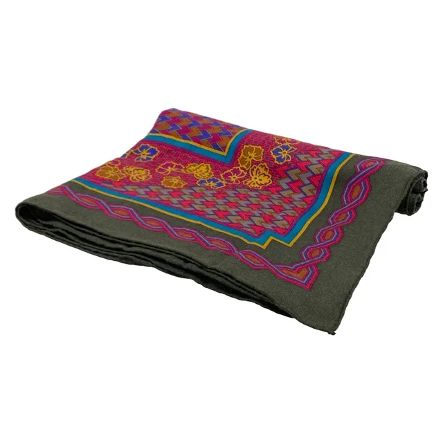 Hermès Shawl Pink Geometric Pattern Floral Cashmere Silk Scarf in Pink Silk from The Reluxe