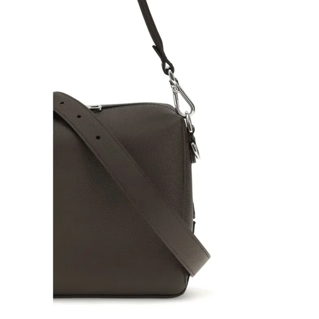 Fendi Brown Calf Leather Bos Taurus Shoulder Bag in Brown Calfskin from HEWI, photo 4 of 4