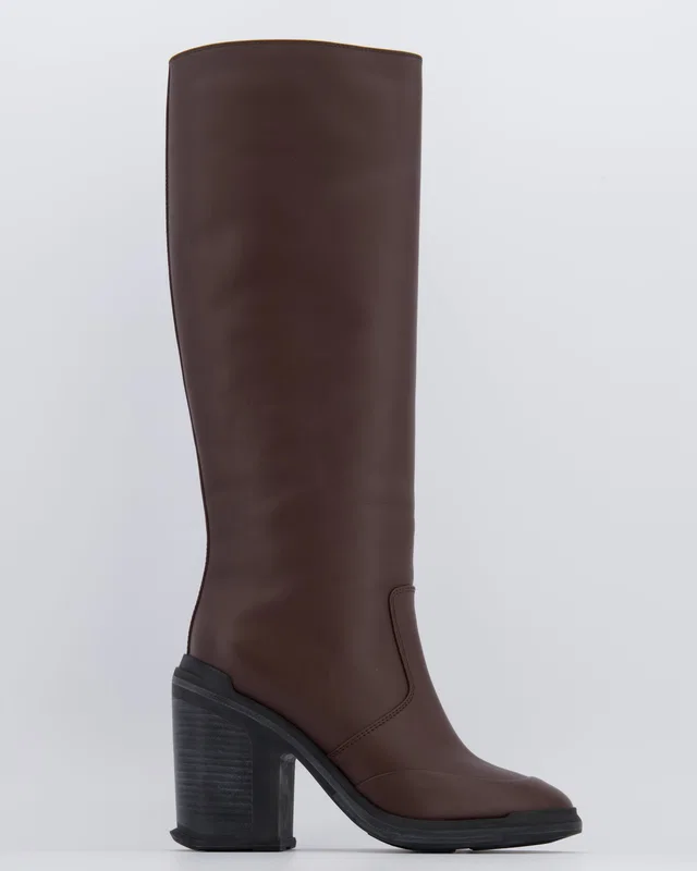 Hermès Dark Brown Leather Knee-High Heeled Boots with Black Sole Detail Size EU 38 in Black Leather from Sellier