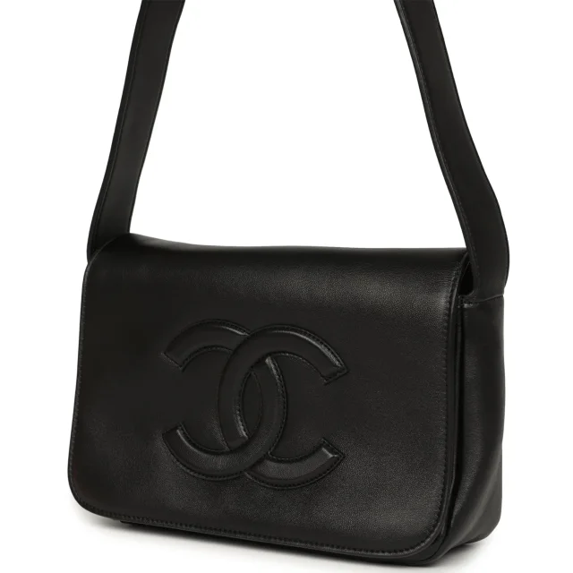 Chanel CC Messenger Bag Black Lambskin Gold Hardware in Black Lambskin from Madison Avenue Couture, photo 5 of 10