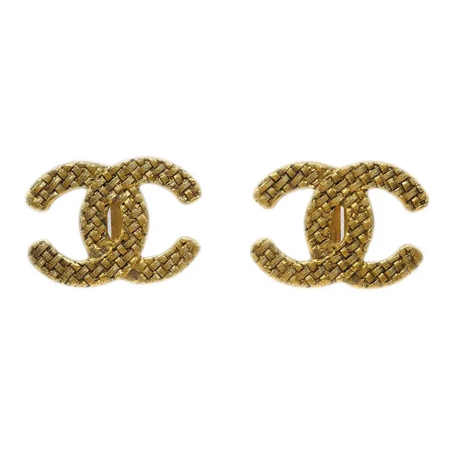 Chanel Gold CC Earrings Clip-On 2878/29 in Gold from AMORE Vintage Tokyo
