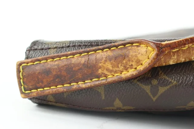 Louis Vuitton Monogram Looping GM Zip Hobo in Canvas from Bagriculture
