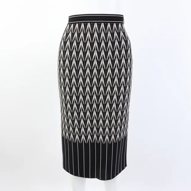 Alexander McQueen 알렉산더 맥퀸 밴딩 니트 스커트 from GUGUS