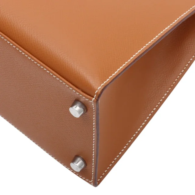 Hermès 2009 Kelly 28 Gold in Gold Epsom leather from VINTAGE QOO TOKYO, photo 9 of 18