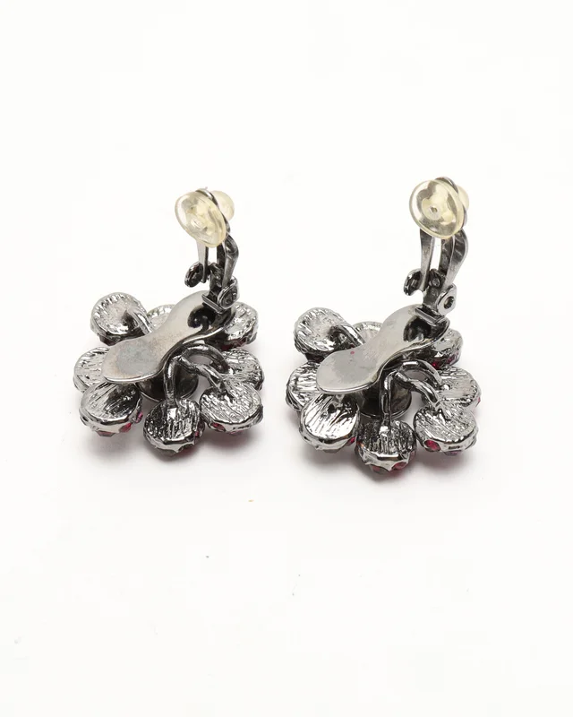 Louis Vuitton Berg Milleune Clip-on Earrings from A Retro Tale, photo 3 of 3