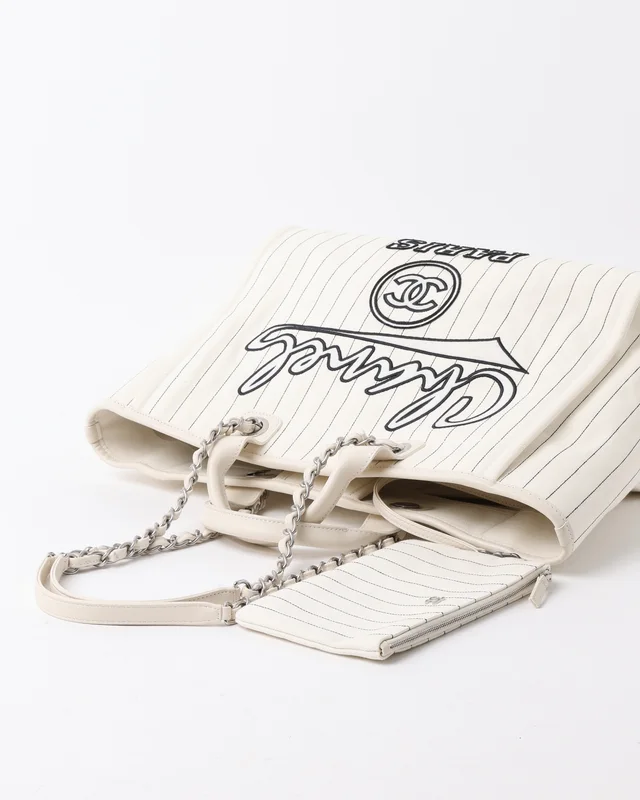 Chanel Striped Deauville MM Tote Bag in Canvas from A Retro Tale, photo 5 of 11