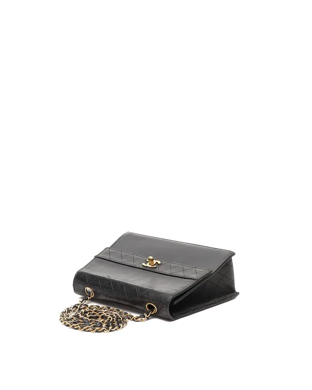 Chanel CC Trapezoid Flap Bag in Woven leather from A Retro Tale, photo 4 of 10