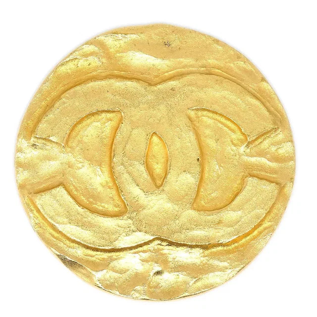 Chanel Medallion Brooch Gold 94P in Gold from AMORE Vintage Tokyo