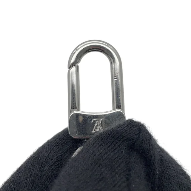Louis Vuitton Easy Pouch QuartzM80479 Epi Leather in Leather from GALLERY RARE, photo 16 of 19