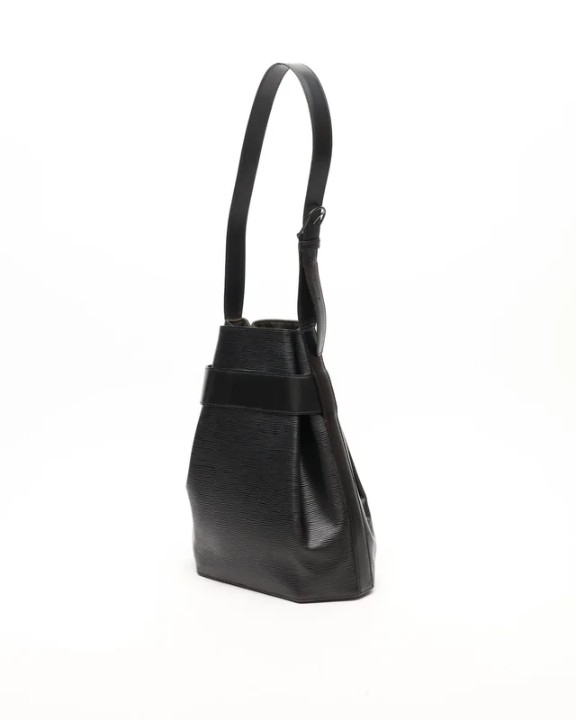 Louis Vuitton Epi Sac d'Épaule GM Bag in Leather from A Retro Tale, photo 3 of 11