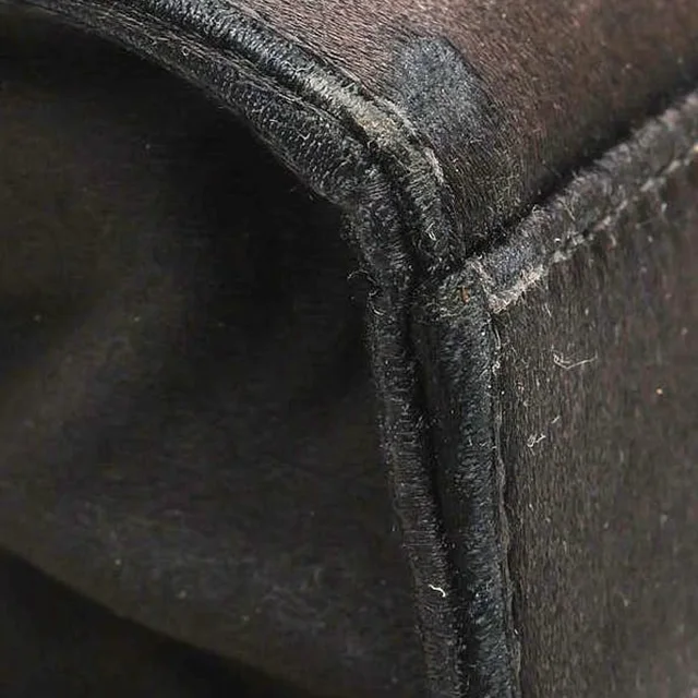Saint Laurent Kate Silk Chain Bag in Silk from A Retro Tale, photo 7 of 10