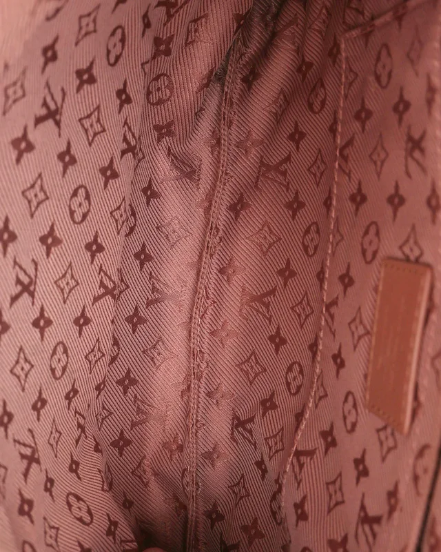 Louis Vuitton Monogram Altair Clutch Bag in Leather from A Retro Tale, photo 6 of 8
