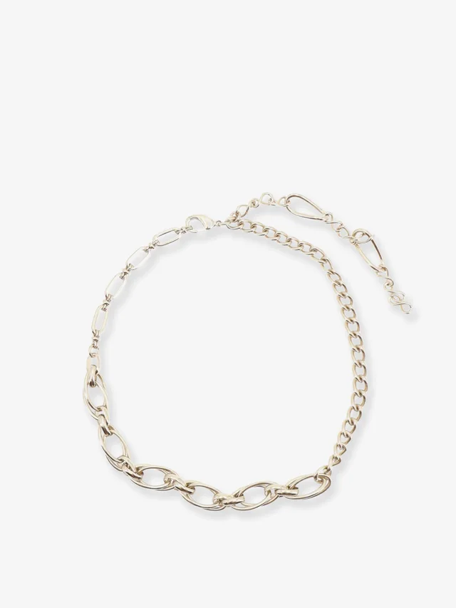 Dries Van Noten Tassel pendant necklace in Chain：Brass 70%,Resins 30% Description: A magnificent necklace crafted from metal with an antique, distressed finish; interwoven…, photo 2 of 3 from SENSER