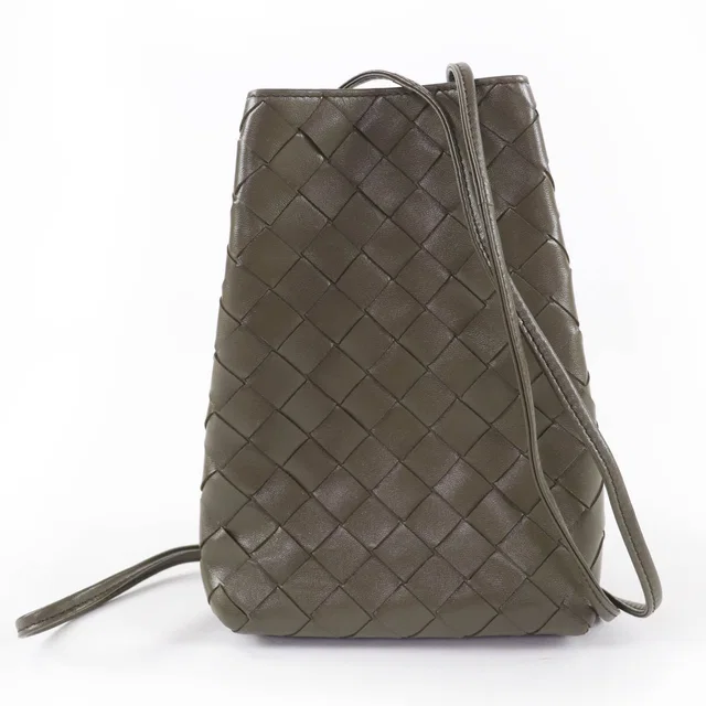 Bottega Veneta intrecciato leather shoulder bag in Woven leather from LuxUness