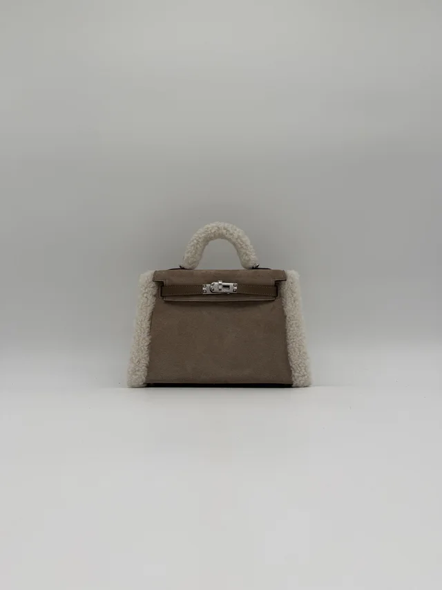 Hermès K20 teddy etoupe in Taupe from Luxury Promise, photo 2 of 2