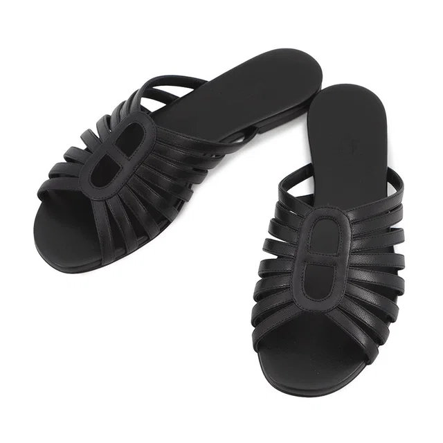 Hermès Sandals Noria BlackH262093Z 02350 Leather Size 37 in Leather from GALLERY RARE