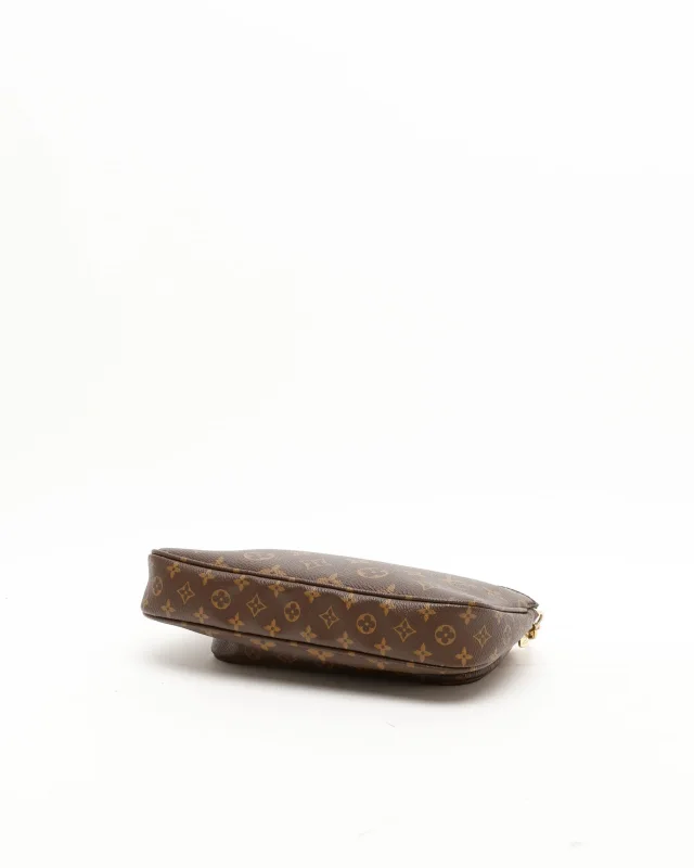 Louis Vuitton Multi Pochette Accessoires Bag in Coated canvas from A Retro Tale, photo 4 of 8