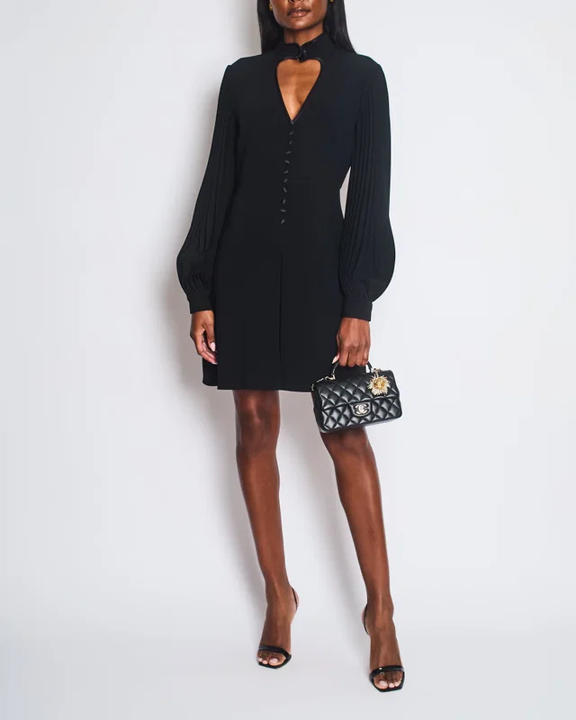 Gucci Black Button Front Dress with Heart Cut-Out Detail and Pleated Sleeve Size IT 42 (UK 10) in Black Silk from Sellier
