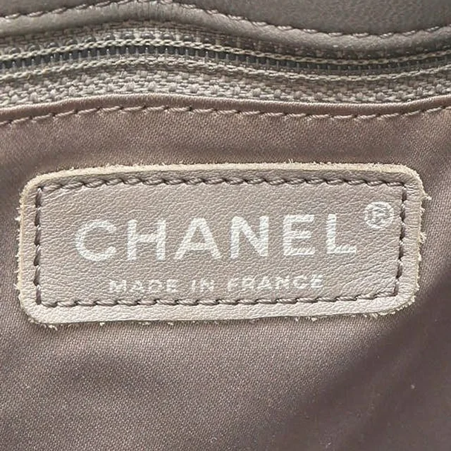 Chanel Funny Tweed Patchwork Shopping Tote Bag in Tweed from A Retro Tale, photo 8 of 11