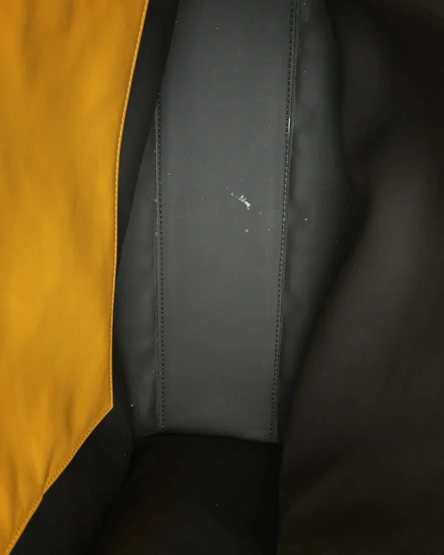 Fendi Peekaboo X-Lite Tote Bag in Leather from A Retro Tale, photo 6 of 7