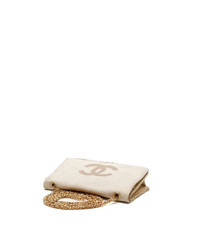 Chanel CC Linen Wallet on Chain Bag in Leather from A Retro Tale, photo 4 of 14