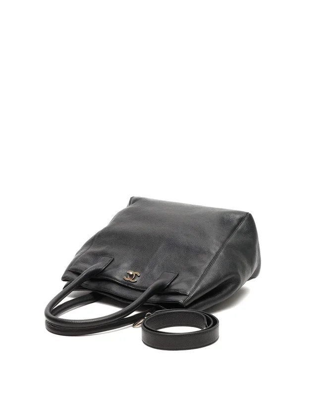 Chanel CC Cerf Executive Tote Bag in Leather from A Retro Tale, photo 4 of 9