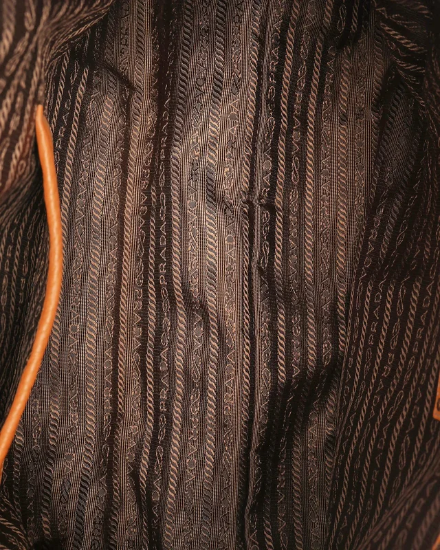 Prada Vitello Daino Zip Tote Bag in Leather from A Retro Tale, photo 8 of 9