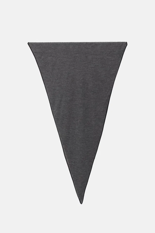 Hermès Cashmere & Silk Jersey Losange Scarf in Silk from VSP Consignment