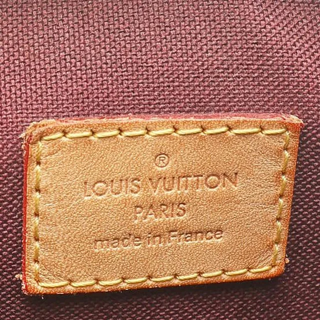 Louis Vuitton Monogram Berri MM Bag in Coated canvas from A Retro Tale, photo 11 of 15