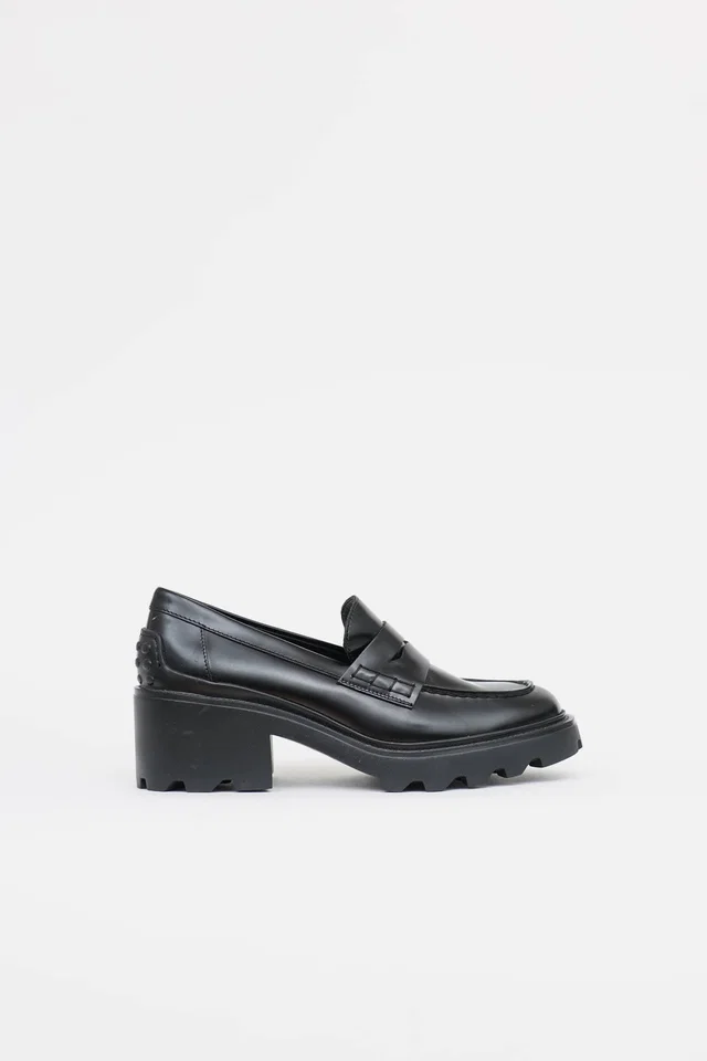 Tod's Gomma Heeled Loafer in Leather from VSP Consignment