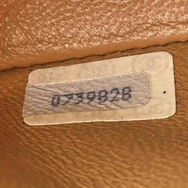 Chanel Mini Square Single Top Handle Flap Bag in Leather from A Retro Tale, photo 11 of 12