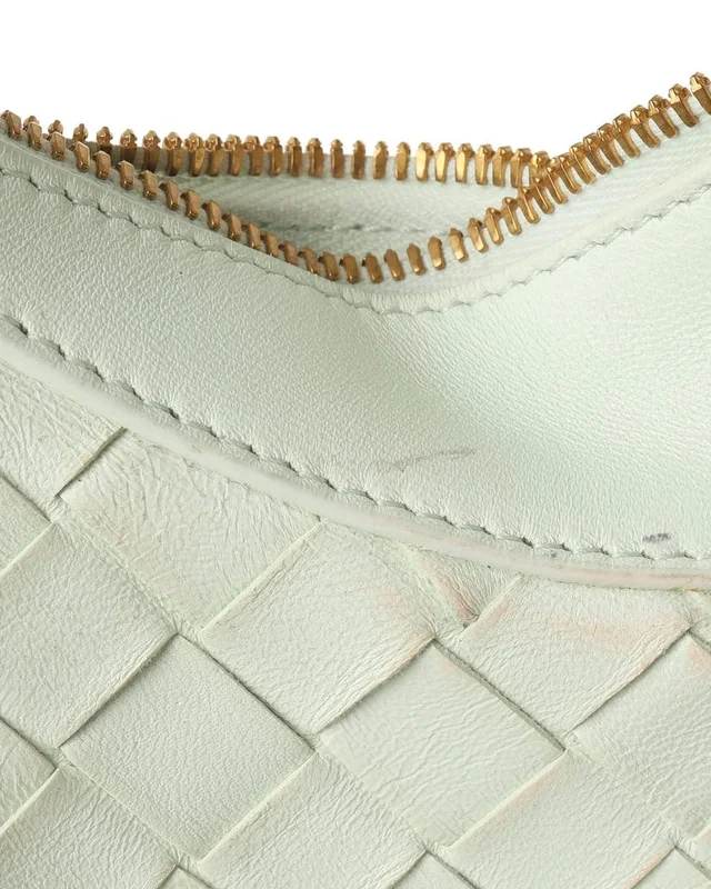 Bottega Veneta Small Intrecciato Drop Bag in Woven leather from A Retro Tale, photo 6 of 9