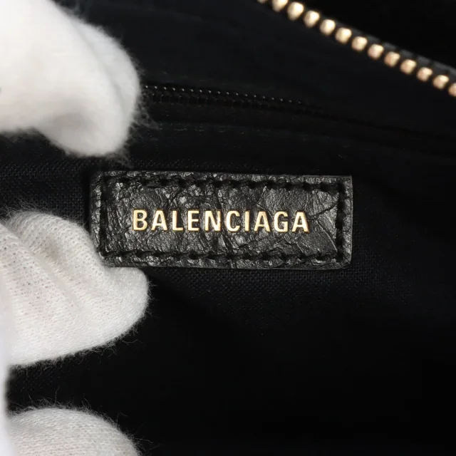 Balenciaga The Hip Shoulder Bag Black in Black Leather from VINTAGE QOO TOKYO, photo 6 of 10