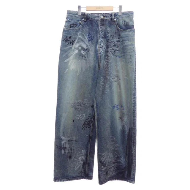 Balenciaga GRAFFITI BAGGY Denim Shorts in Denim from LuxUness