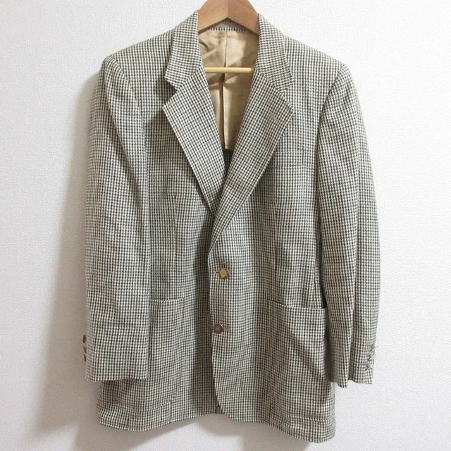Burberry Burberrys Houndstooth Wool Silk Tailored Jacket in Silk from LuxUness